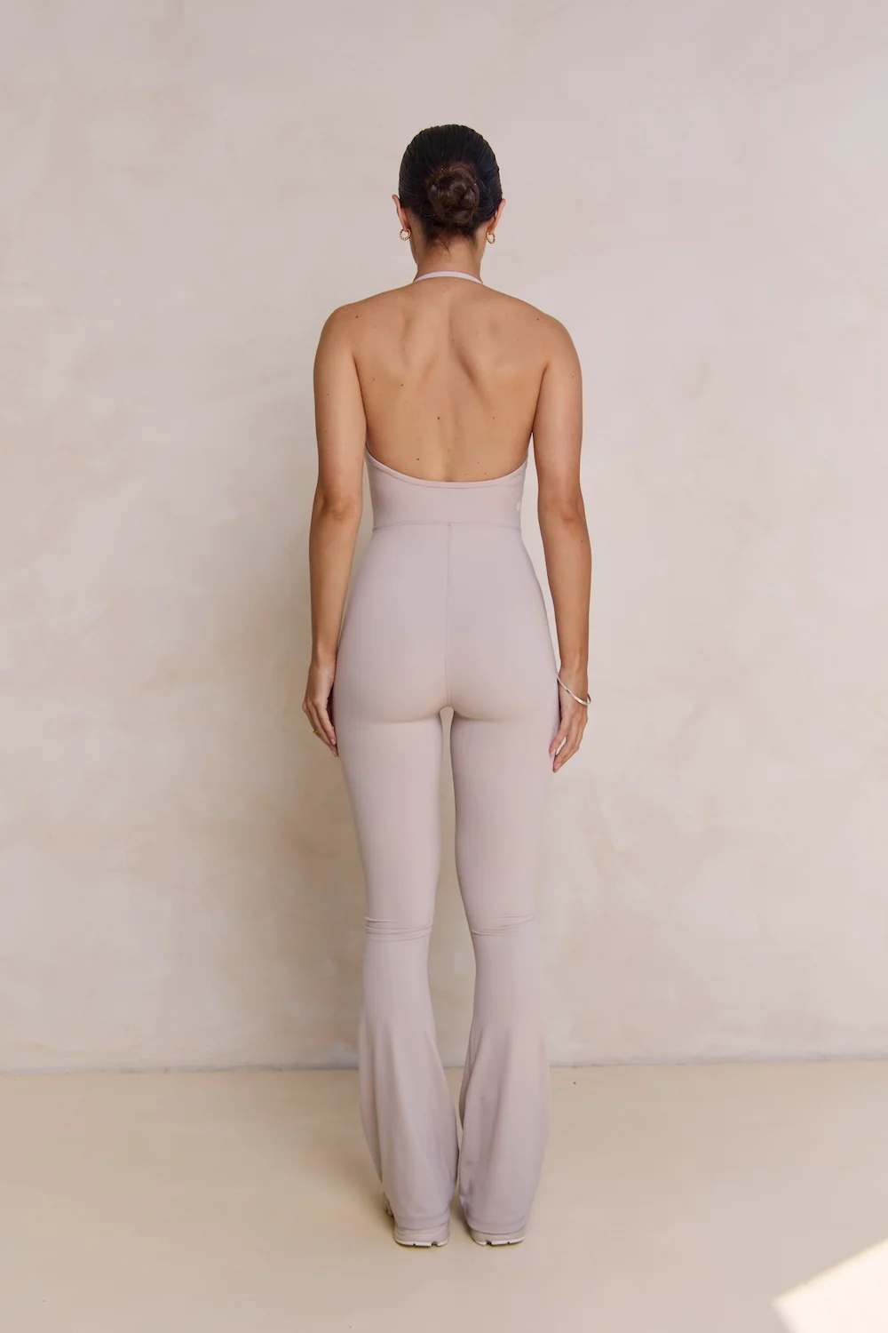 Astoria Airvíve Halter Flare Onesie - Ash Grey - Image 2